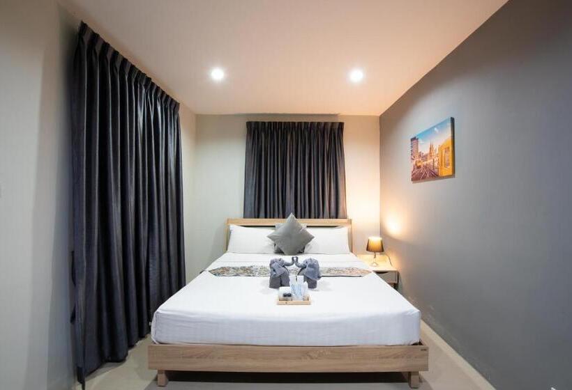 סטודיו סטנדרט עם מרפסת, The Living Hotel Samutprakan