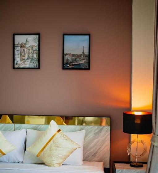 غرفة ديلوكس مزودة بشرفة, The Living Hotel Samutprakan