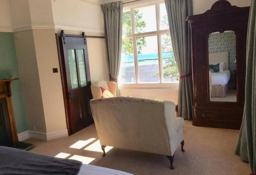 オーシャンビューデラックスルーム, The Old Vicarage Ni B&b