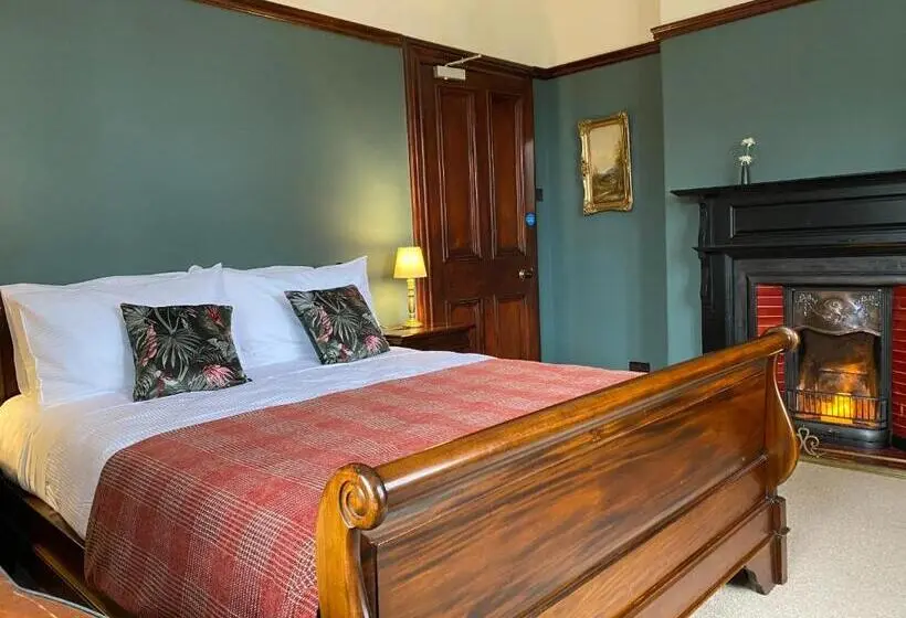 片側に海が見えるデラックスルーム, The Old Vicarage Ni B&b