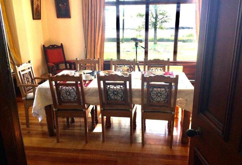 غرفة ديلوكس ذات إطلالة جانبية على البحر, The Old Vicarage Ni B&b