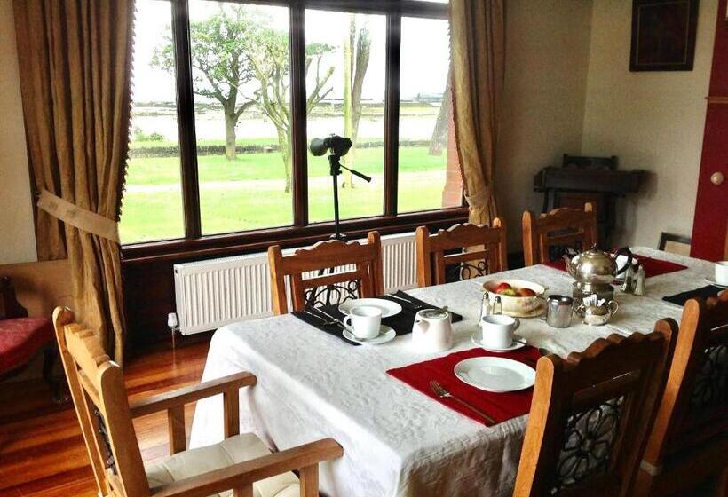 غرفة ديلوكس ذات إطلالة جانبية على البحر, The Old Vicarage Ni B&b