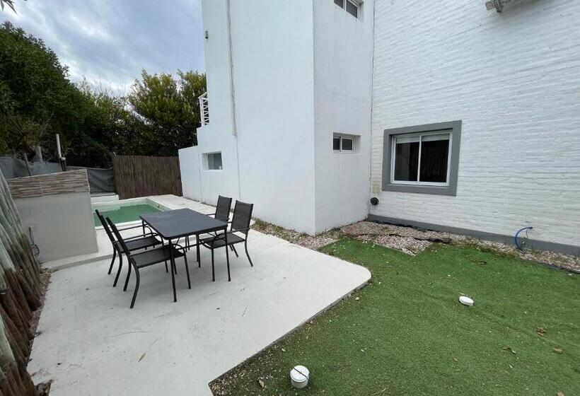 带2个卧室的标准洋房, Apart Nivel Cero