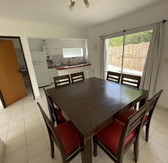 带2个卧室的标准洋房, Apart Nivel Cero