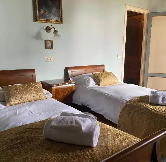 Perhehuone Puutarhanäkymä, Villa Stecchini