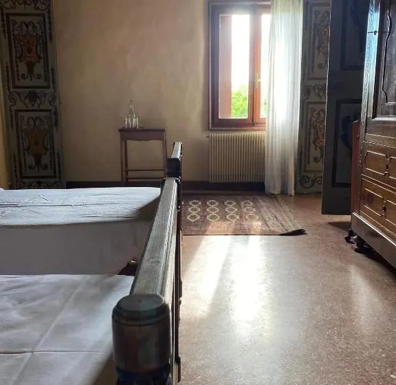 Huoneisto 2 Makuuhuonetta, Villa Stecchini