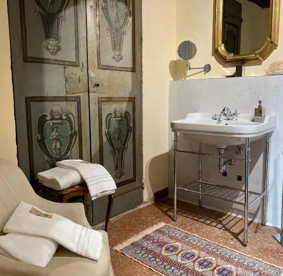 Huoneisto 2 Makuuhuonetta, Villa Stecchini
