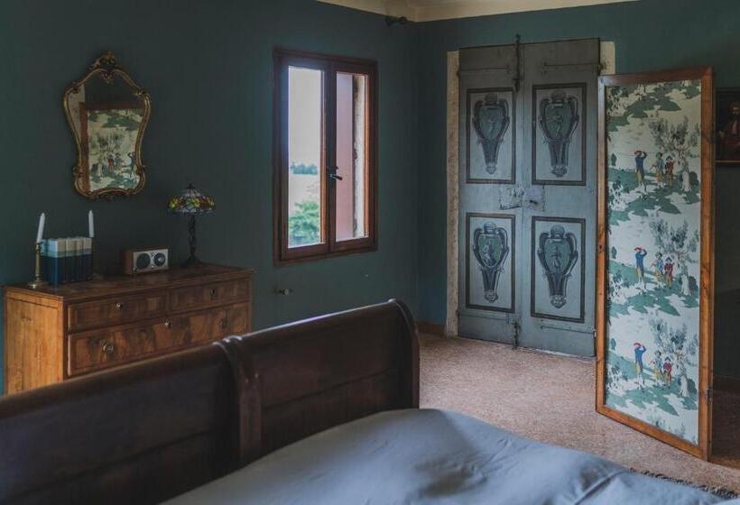 غرفة قياسية, Villa Stecchini