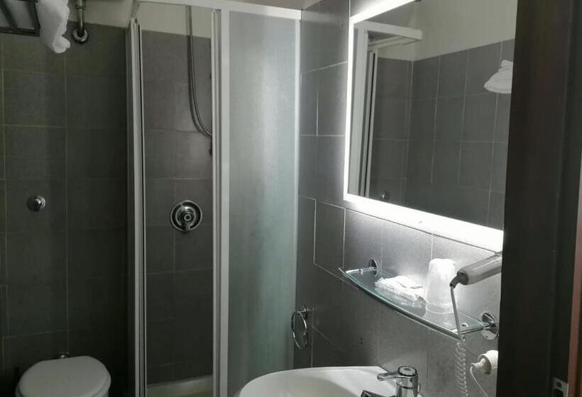 スタンダードルーム, L Oliveto