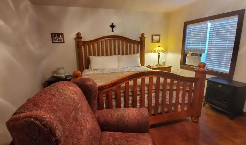キングサイズベッドのスタンダードルーム, Hootie Creek Guest House