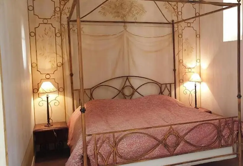 庭の見えるスタンダードトリプルルーム, La Villa Des Arts