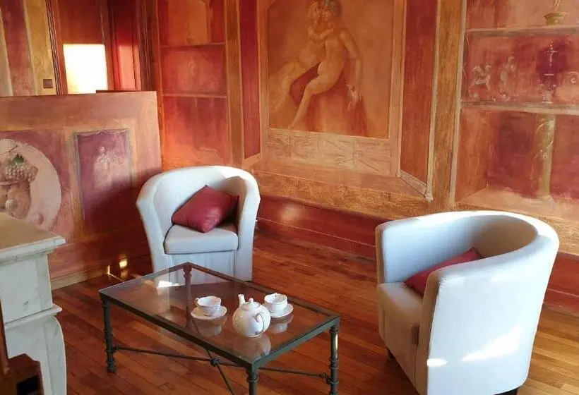 ガーデンビュースイート, La Villa Des Arts