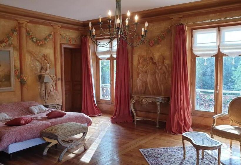 Люкс Вид на Сад, La Villa Des Arts