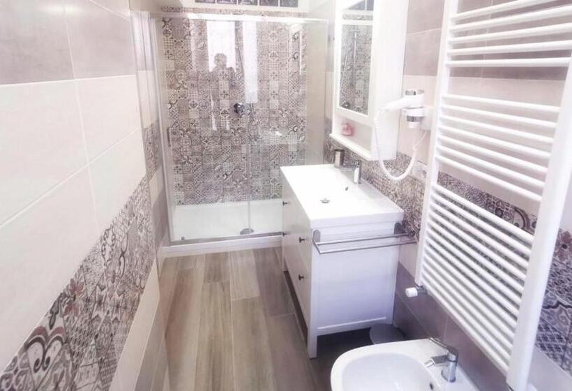 חדר סטנדרט לארבעה, B&b I Pini