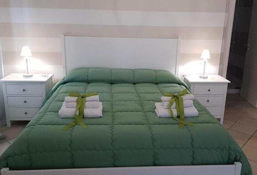 غرفة قياسية, B&b I Pini