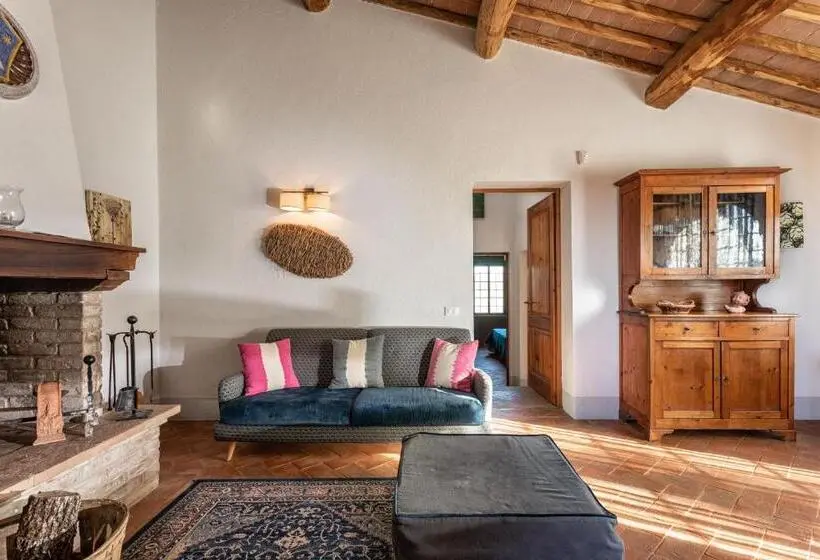 １ベッドルームドゥプレックスアパートメント, Agriturismo La Papessa   Fattoria Montecchio