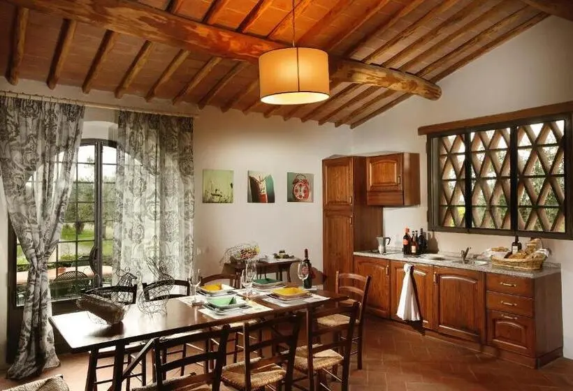１ベッドルームドゥプレックスアパートメント, Agriturismo La Papessa   Fattoria Montecchio