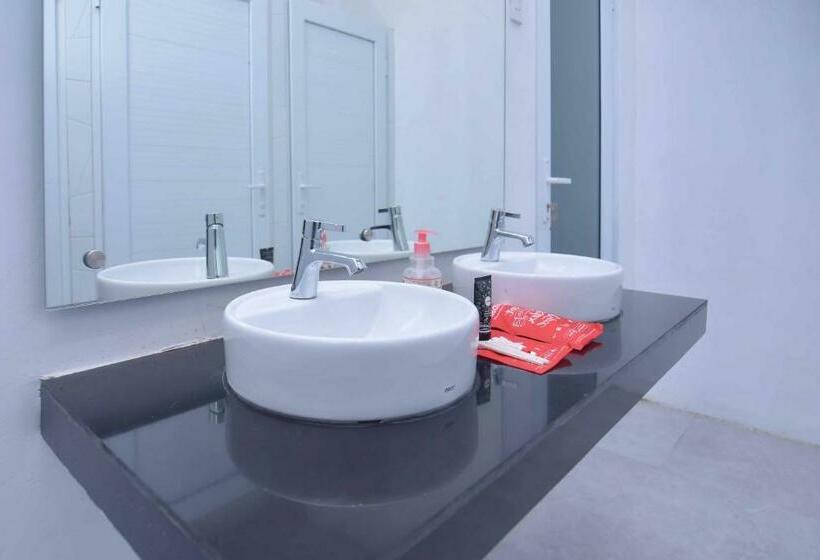 ルームシェアのワンベッド, Reddoorz Hostel Syariah @ Peunayong Banda Aceh