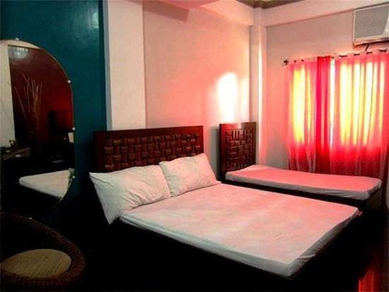 اتاق لوکس, Reddoorz Near Colgante Bridge Naga City