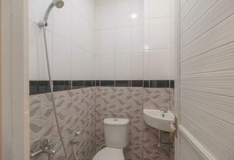 スタンダードルーム, Reddoorz @ Taman Royal Tangerang