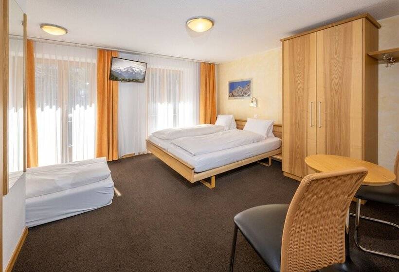 Comfort 3 Pers. Værelse, Aktiv Hotel & Spa Hannigalp