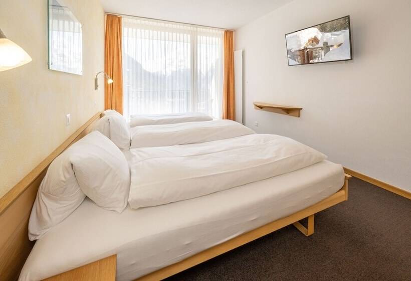 Superior 3 Pers. Værelse, Aktiv Hotel & Spa Hannigalp