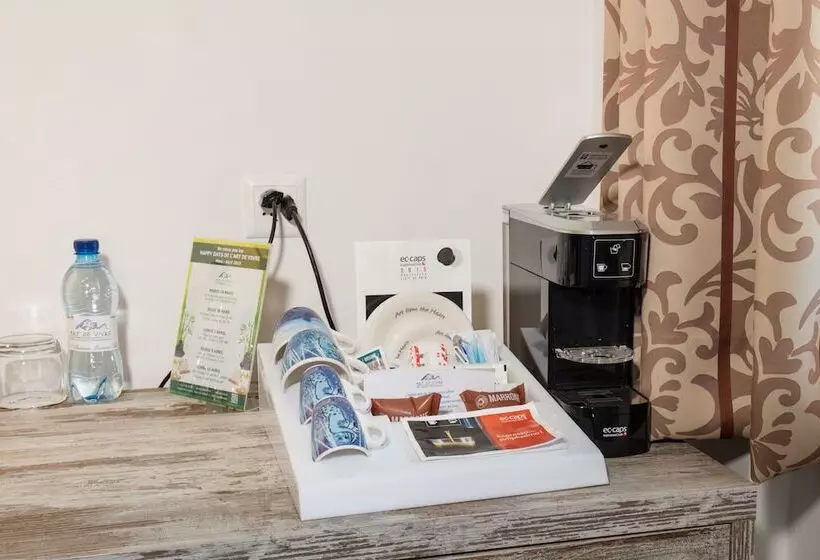 デラックストリプルルーム, Boutique Hotel Art De Vivre & Spa