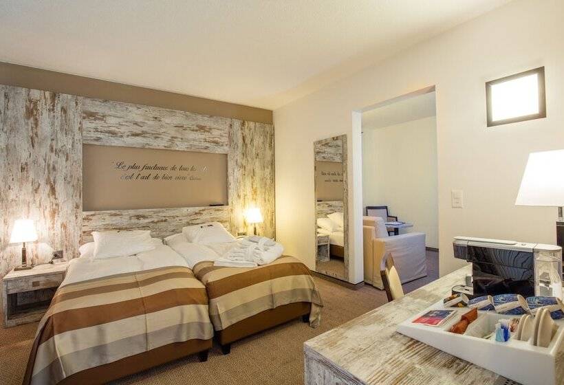 اتاق لوکس سه تخته, Boutique Hotel Art De Vivre & Spa