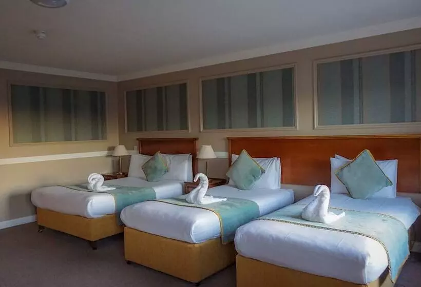 スタンダード４人部屋, Ashbourne Court