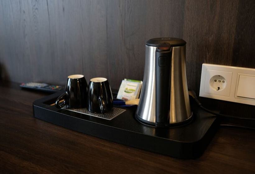 اتاق راحتی سه تخته, City Hotel De Jonge