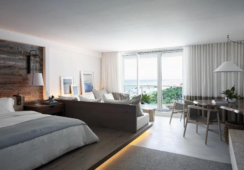 اتاق راحتی سه تخته, City Hotel De Jonge