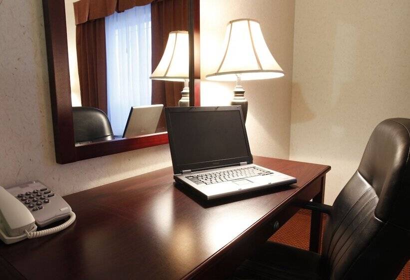 Номер Стандарт 2 Двуспальные Кровати, Coast Grimshaw Hotel & Suites