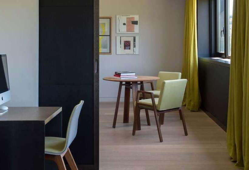 디럭스 룸, Eurostars Pamplona