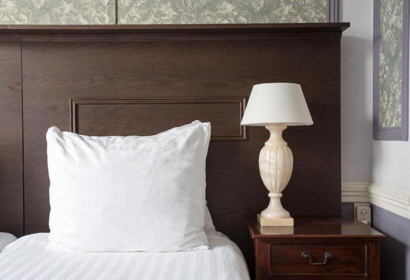 اتاق استاندارد, Fidder Patrick S Whisky Bar