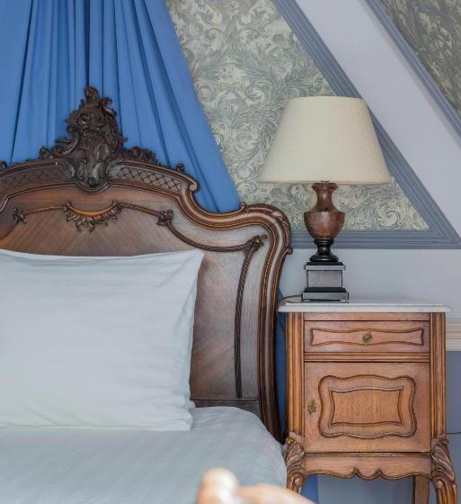 اتاق استاندارد یک نفره, Fidder Patrick S Whisky Bar