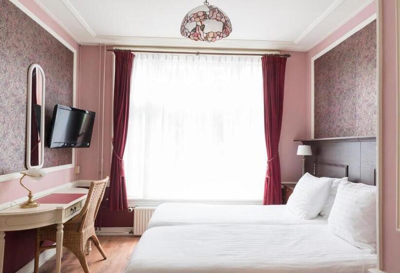 اتاق استاندارد, Fidder Patrick S Whisky Bar