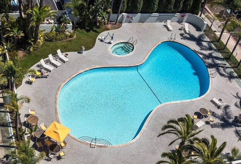 غرفة قياسية سرير كينج لذوى الإحتياجات الخاصة, Hilton Irvine/orange County Airport