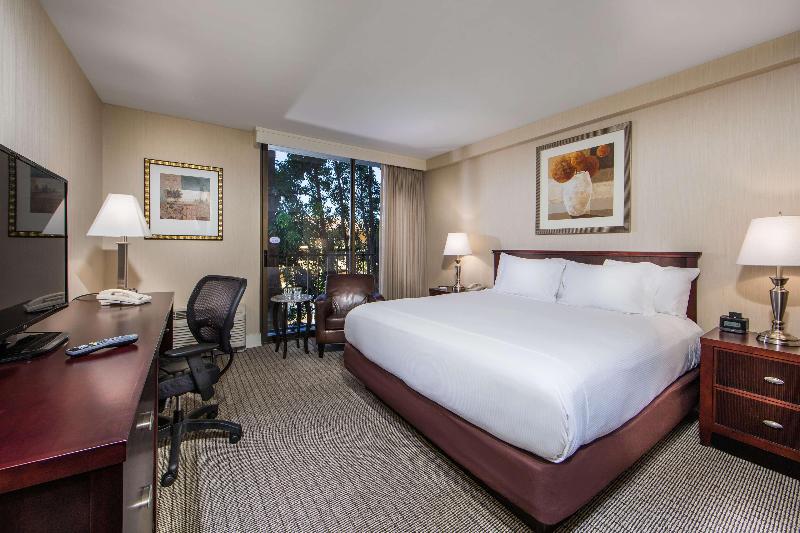 غرفة ديلوكس سرير كينج, Hilton Irvine/orange County Airport