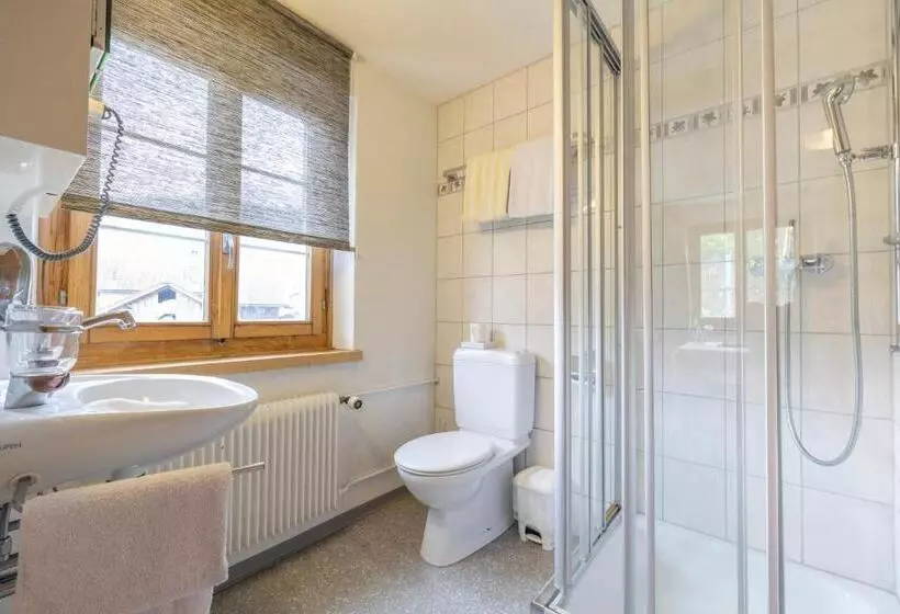 Superior-huone, Landgasthof Sommerfeld