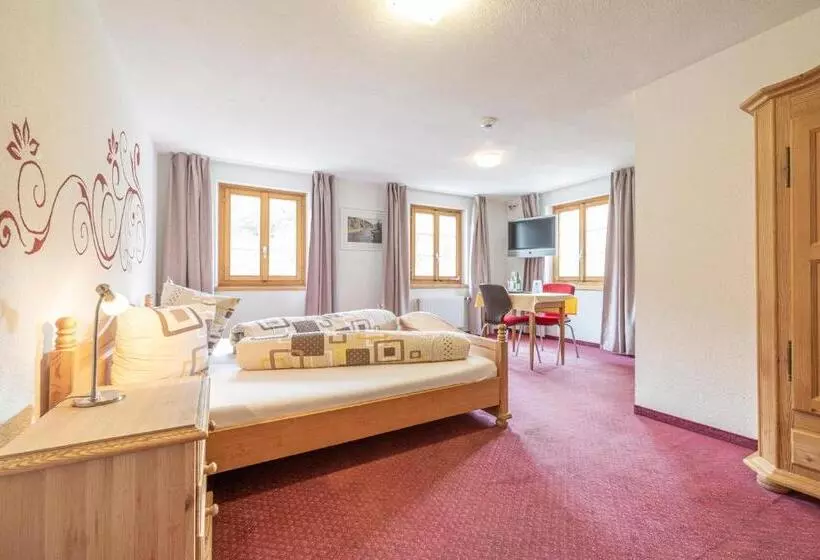 Superior-huone, Landgasthof Sommerfeld