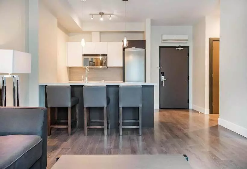 سوییت, Les Suites Victoria, Ascend Hotel Collection