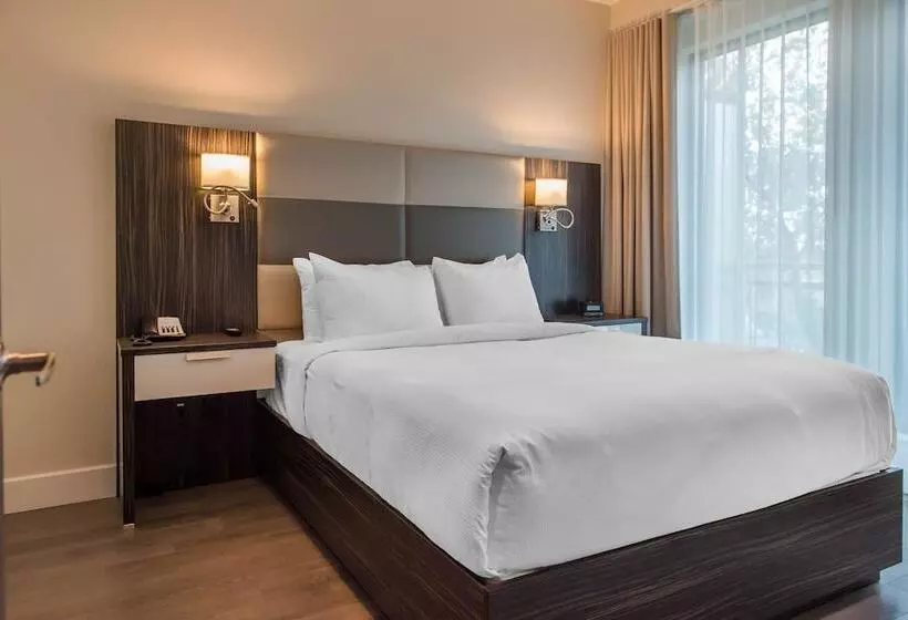 سوییت, Les Suites Victoria, Ascend Hotel Collection