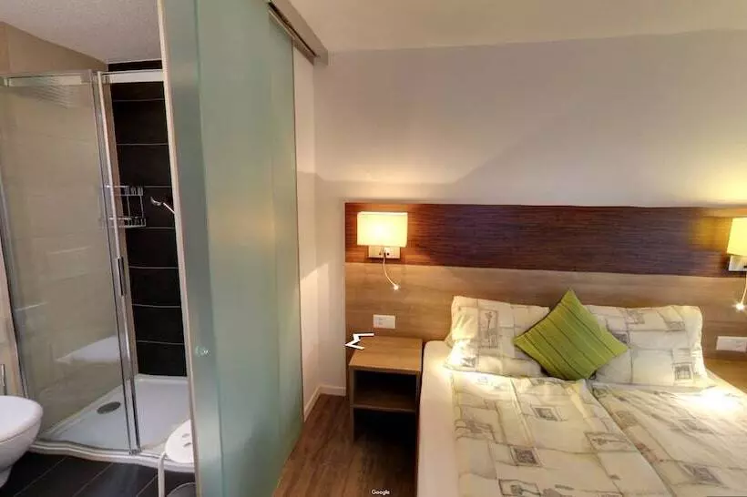 Standard Yhden Hengen Huone, Therme 51° Hotel Physio & Spa