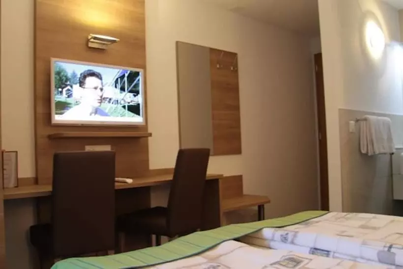 Standard Yhden Hengen Huone, Therme 51° Hotel Physio & Spa
