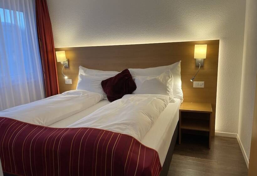 Полулюкс, Therme 51° Hotel Physio & Spa