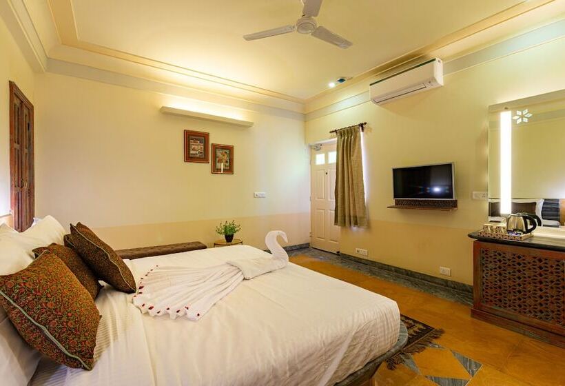 Habitació Deluxe, Anand Bagh Resort & Spa By Ananta