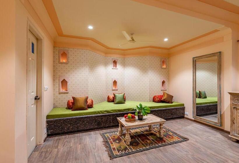 带大床的标准间, Anand Bagh Resort & Spa By Ananta