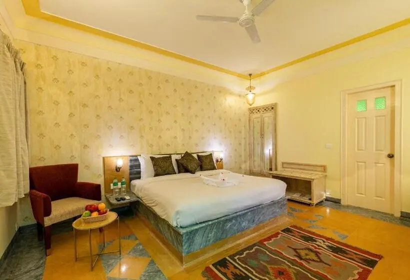 デラックスルーム, Anand Bagh Resort & Spa By Ananta