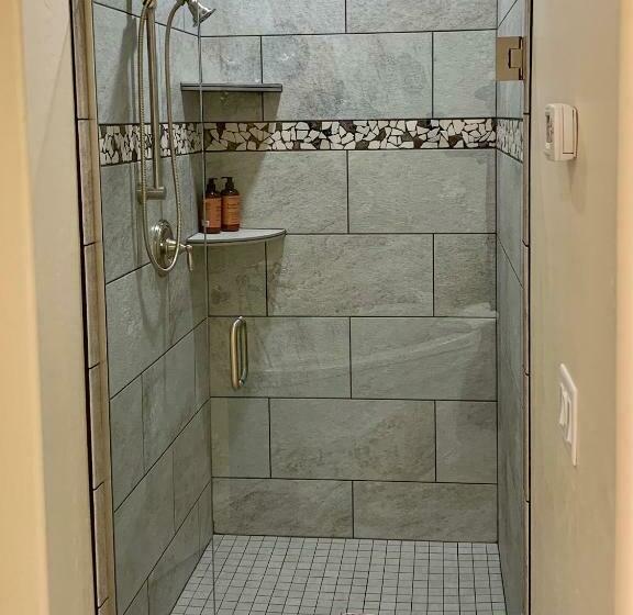 חדר סטנדרט עם מיטת קינג, Annie S Place Bed & Breakfast