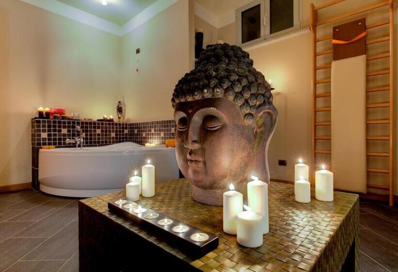 Вилла с 1 спальней и бассейном, Greenwood Luxury Home